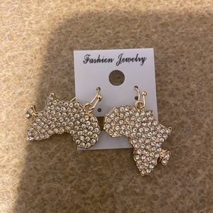 Bling Gold Finished Rhinestones Africa Continent Shape Drop Dangle Hook Earrings